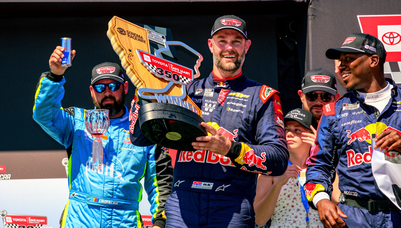 Shane van Gisbergen 逆袭夺冠背后的4大关键启示：AG体育app - AG体育 在索诺玛的不可复制之路